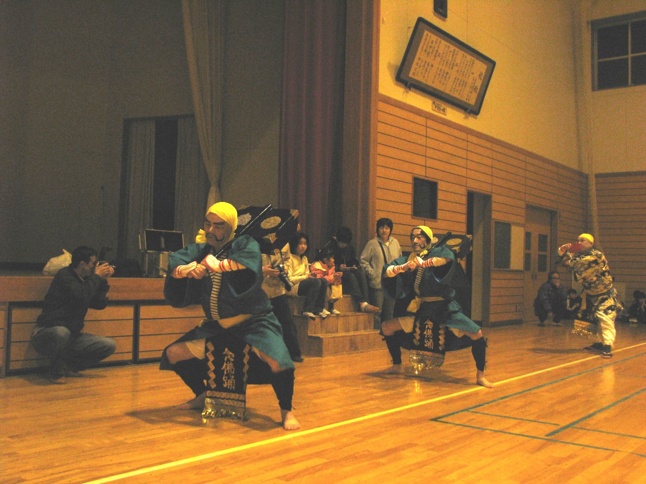 伊佐沢念仏踊り発表会がありました。
