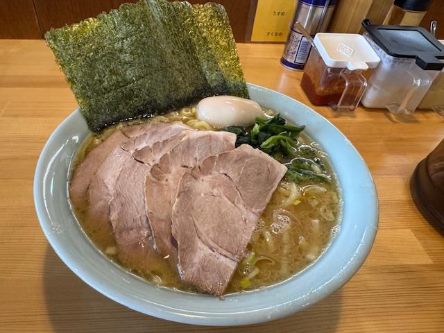 家系ラーメン鷲