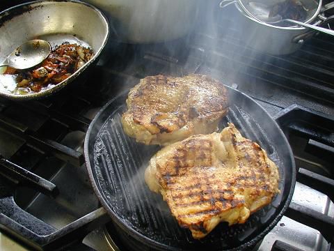 今話題の宮崎産赤地鶏のグリル