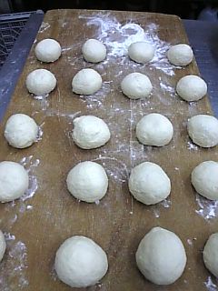 ジュアンの自家製パン仕込み