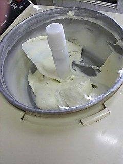 ジュアンの美味いもの♪絞りたての牛乳で・・・！