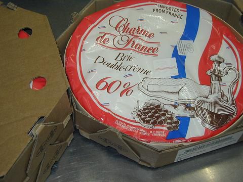 ワイン会用のチーズがとどいたよ！