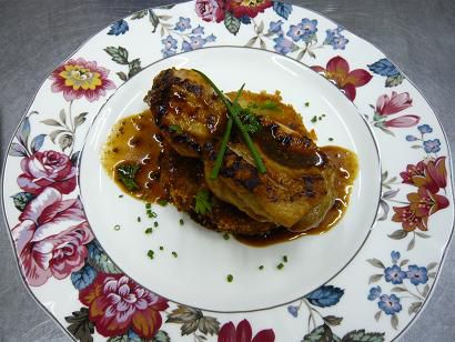 ジュアンの美味いもの♪山形牛のコロッケと宮崎地鶏