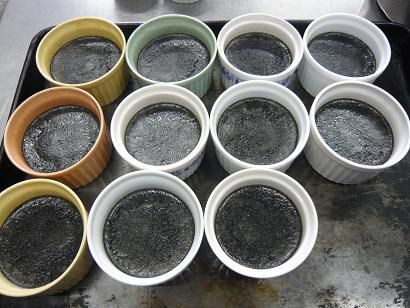 ジュアン夏の料理♪黒ゴマプリン