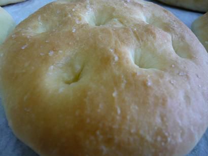 ジュアン　自家製フォカッチャパンでオリジナルバーガー