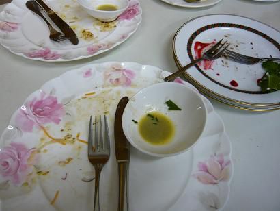 ジュアン　「何も残っていない皿」