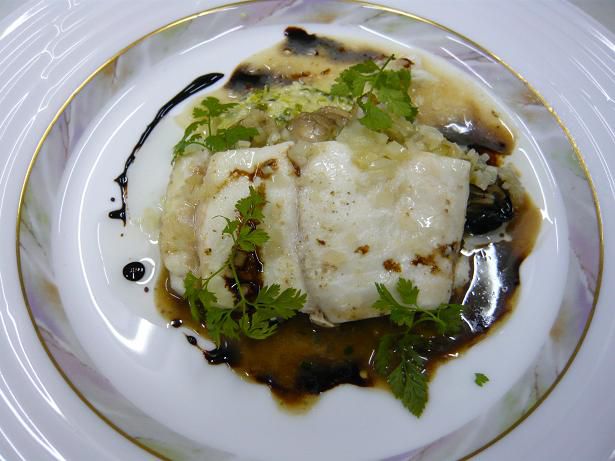 ジュアン「今日のコース料理　魚はヒラメ」