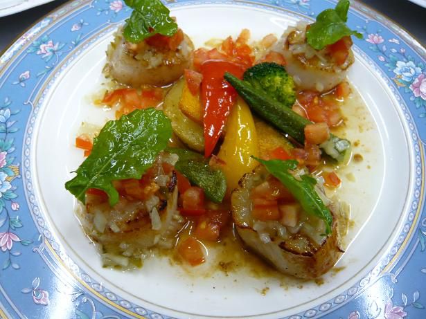 ジュアン「クリスマス魚料理　ホタテ貝」