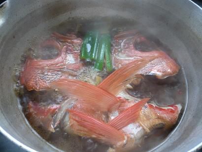 ジュアン「お賄い　魚の煮付け」