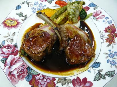 ジュアン「記念日のメイン料理　子羊はロゼ色に仕上げます。」