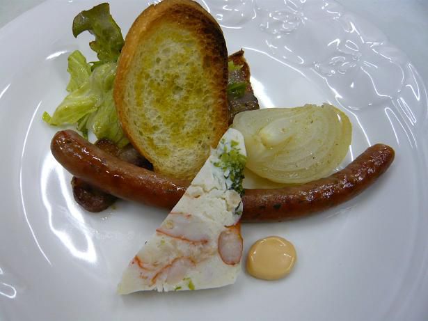 ジュアン「新タマネギの前菜」