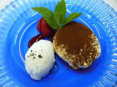 ジュアン「濃くてうまい牛乳のシャーベット」