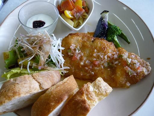 ジュアン「ランチの人気者　ワンディッシュランチ」