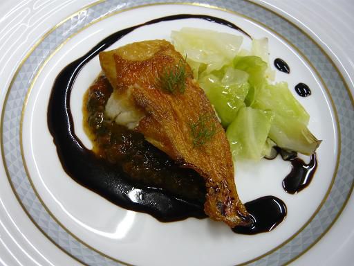 ジュアン「インターネットで記念日の食事予約できます。」