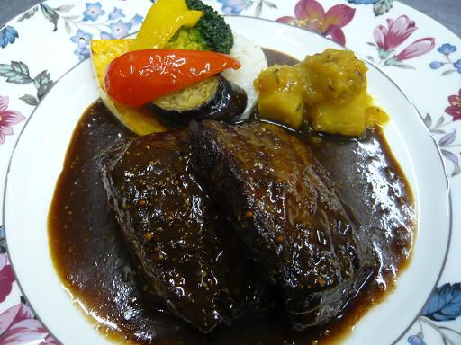 ジュアン「牛ハラミステーキ」