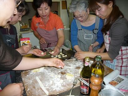 ジュアン「４月１９日は料理教室です」