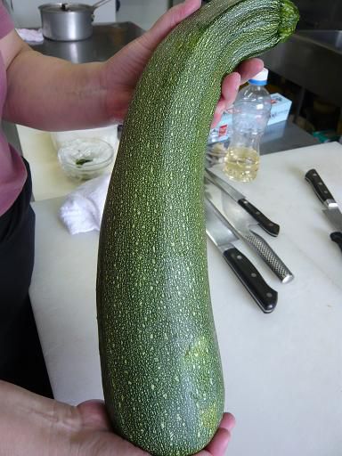 ジュアン「ドデカイ　ズッキーニ」