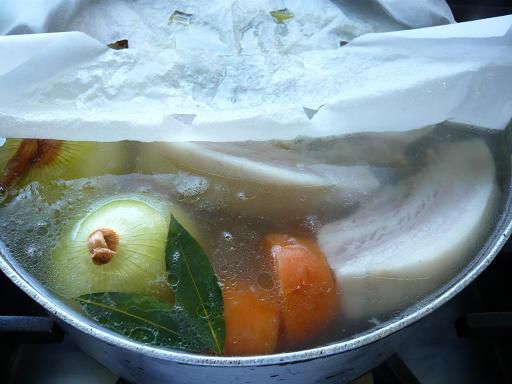 ジュアン「コトコト煮えてます」