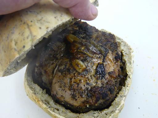 ジュアン「新しい何かが生まれる　かせきのたまご」