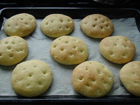 パンも自家製だよ!