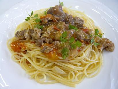 ジュアン「米沢牛スジトマト煮込みパスタ登場」