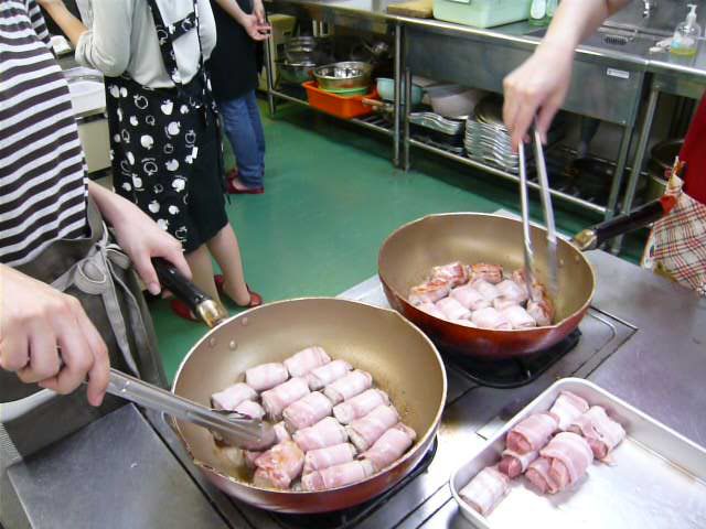 ジュアン「明日は料理教室ですよ」