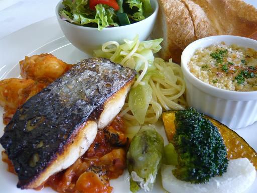 ジュアン「お花見ワンプレートランチ」