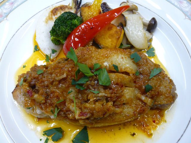 ジュアン「自家製ラー油でチキンソテー」