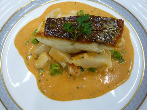 ジュアン「フランスの香り。トマトのクリームソースで 鯛を食べる」