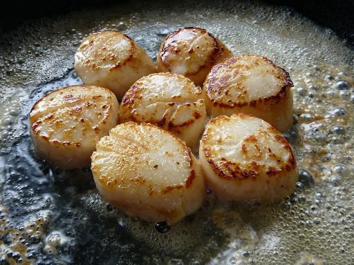 ジュアン「旨味の詰まった帆立貝のムニエル」