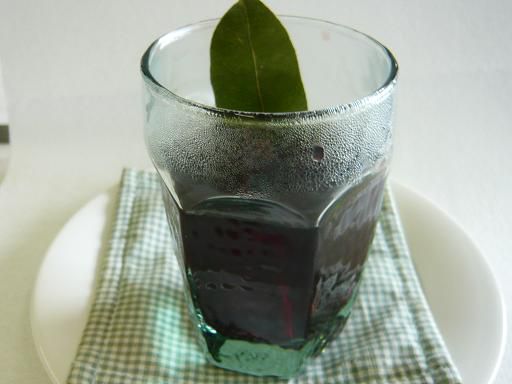 ジュアン「ホットワインと魚料理」