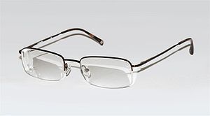 ▲メガネ交換▼