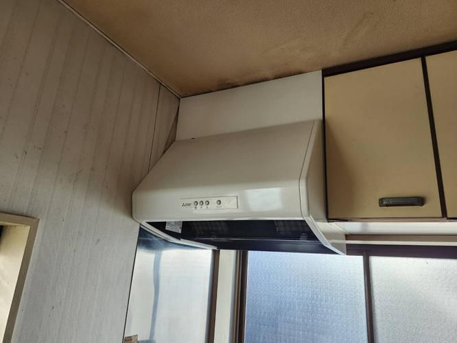 キッチンレンジフードの交換