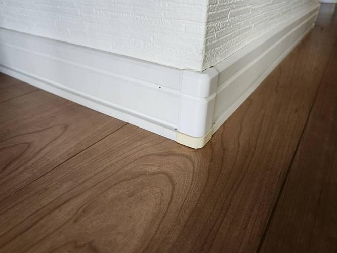 巾木ｺｰﾅｰｷｬｯﾌﾟ交換