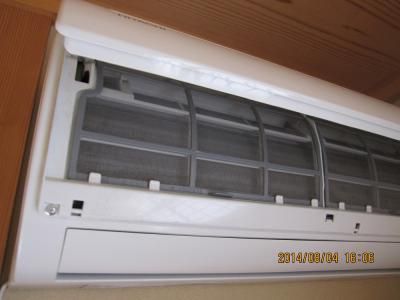 エアコンフィルターのお掃除