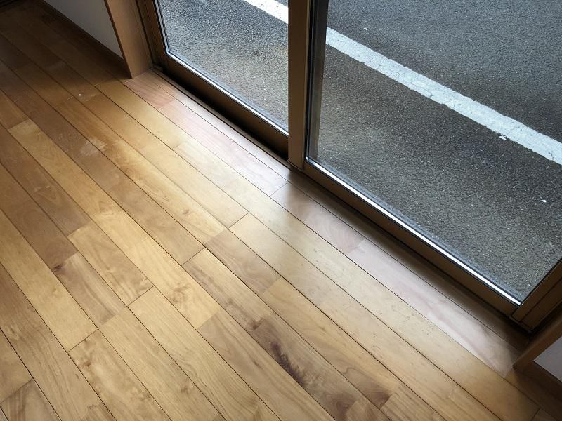 床の貼替え補修