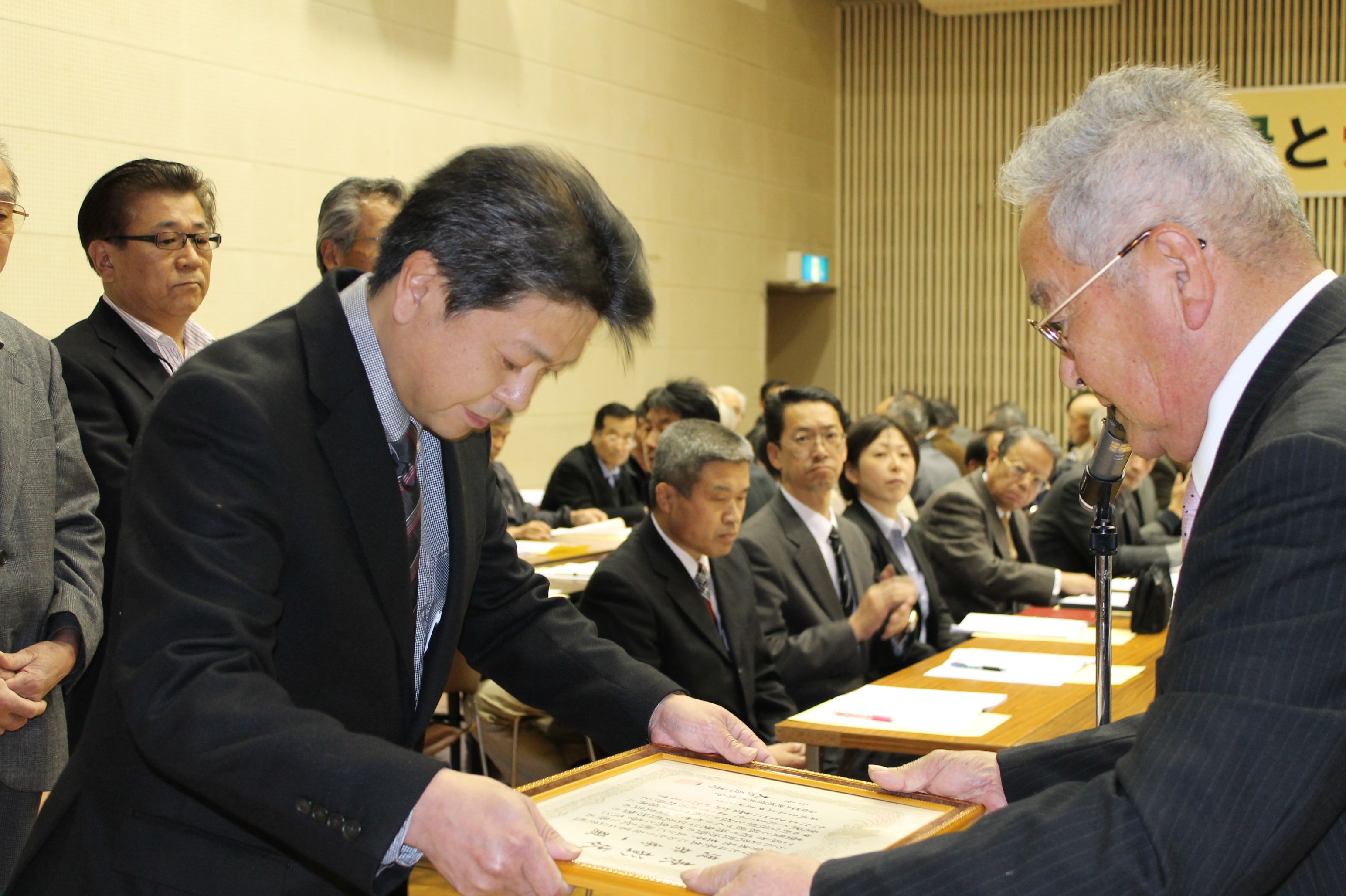 平成23年度小松地区地域振興協議会総会が開催されました。