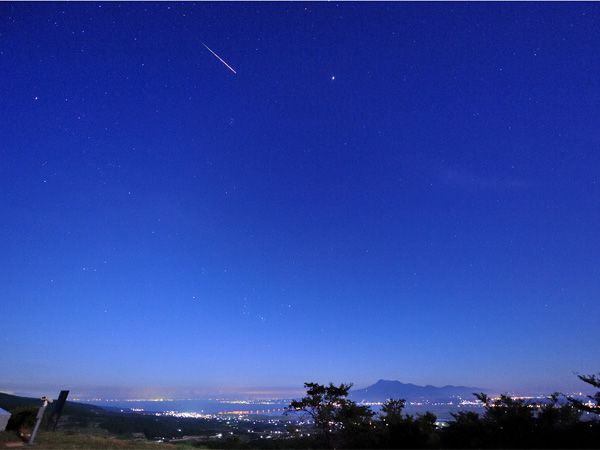 ★ペルセウス流星群【日本の宿 古窯】