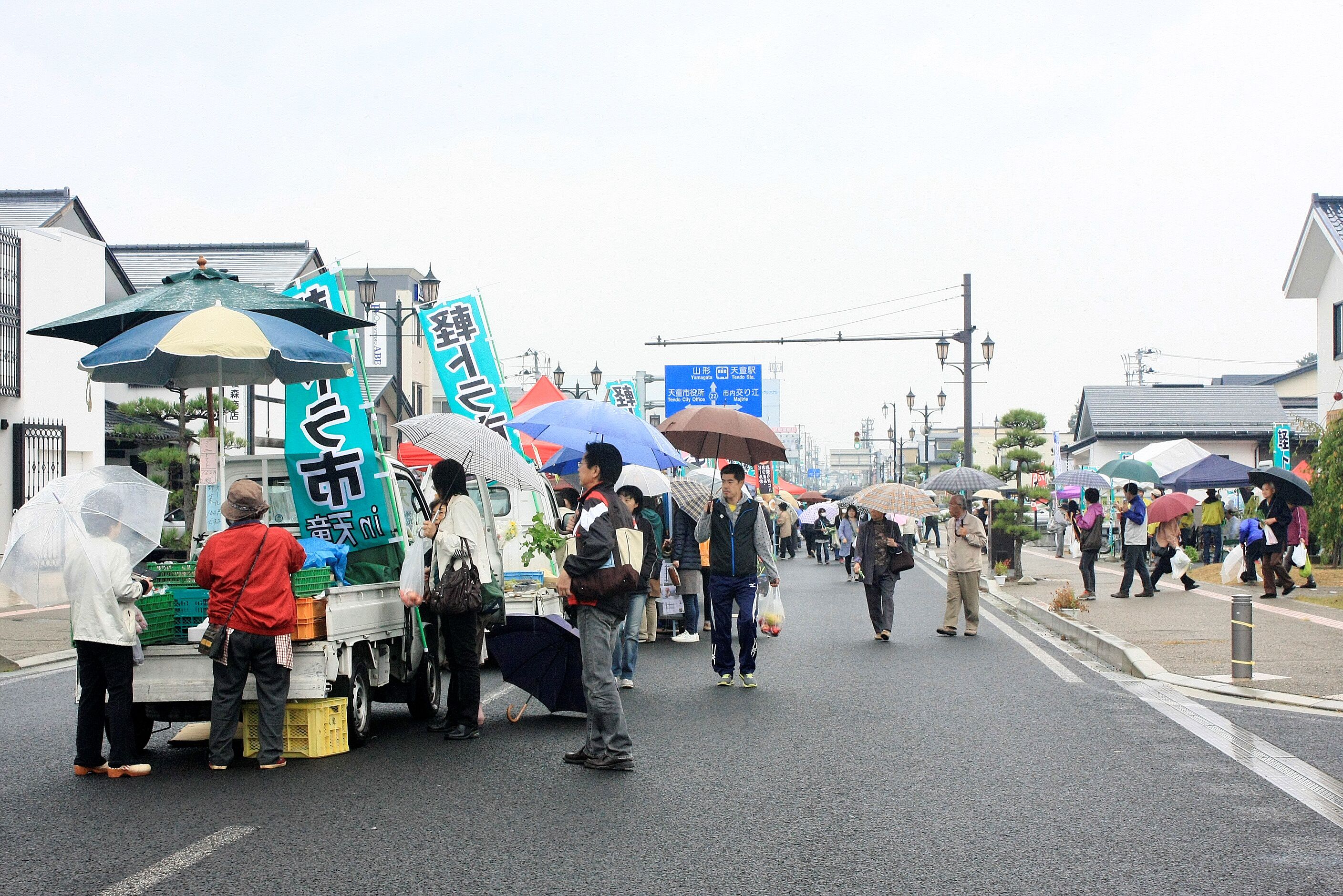 明日、軽トラ市in天童　開催