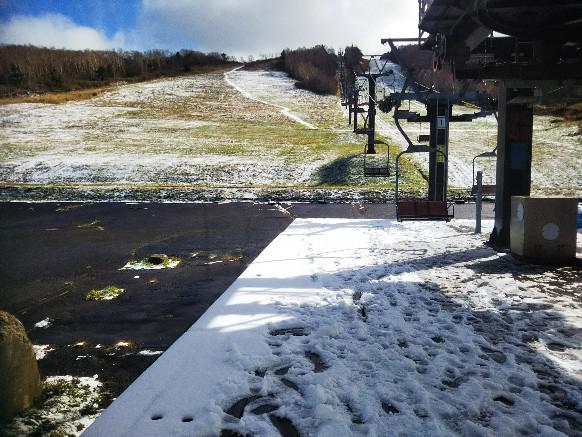 天元台高原に雪