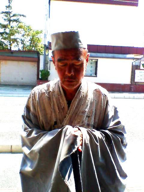 托鉢の僧