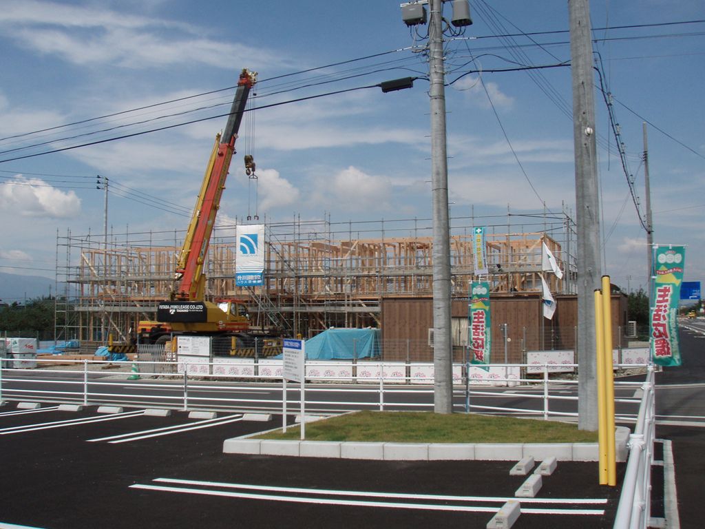 東根市 某アパート-08 建方