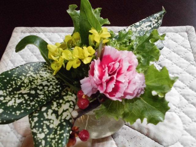 ★。★本日のテーブルの花は・・・美蔵