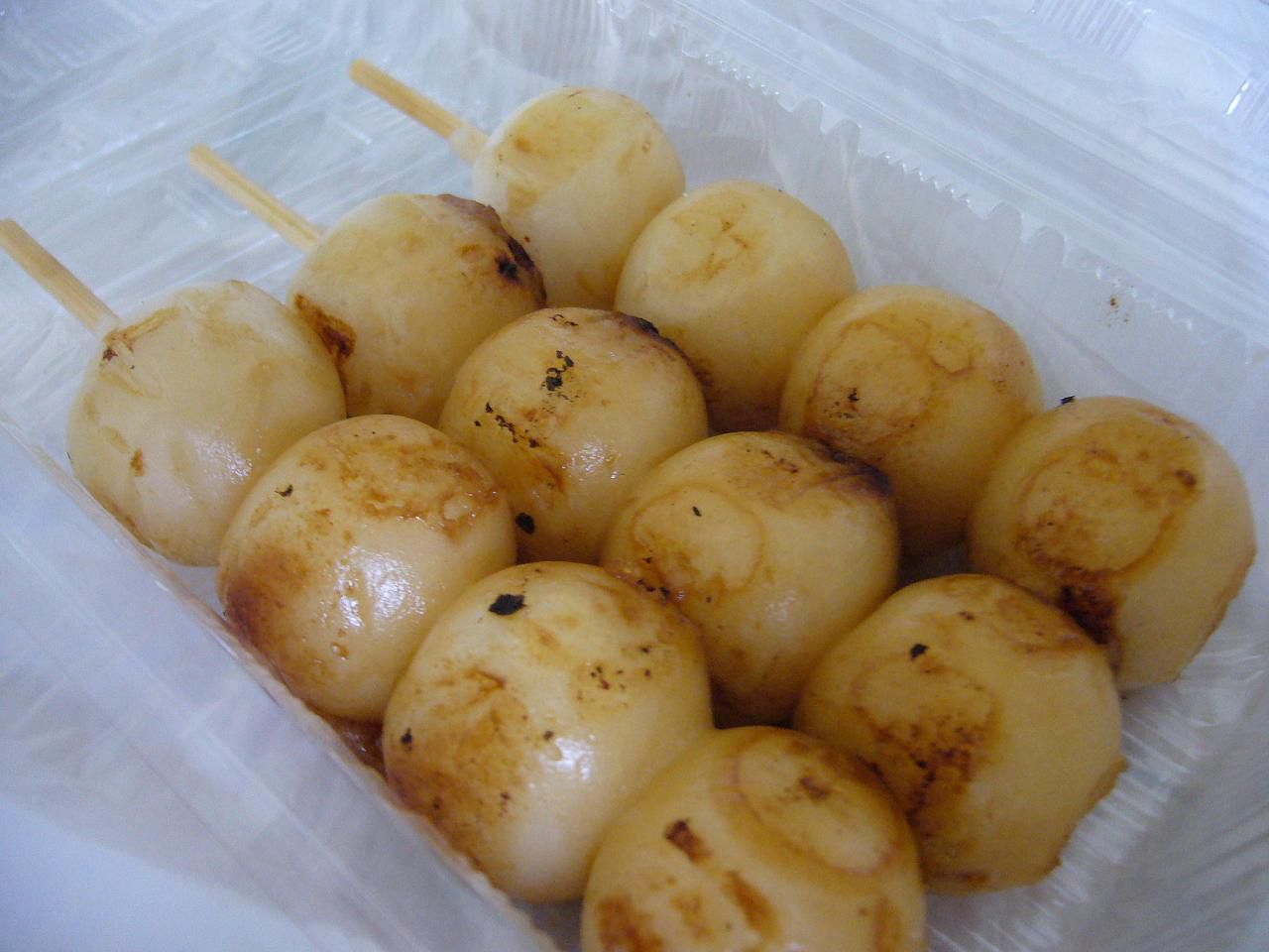 mistarboo「川西ダリヤ園の焼きだんご」