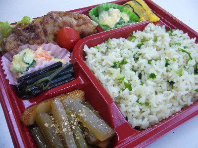 mistarboo「川西町　よしじま四季の市のうこぎ弁当」