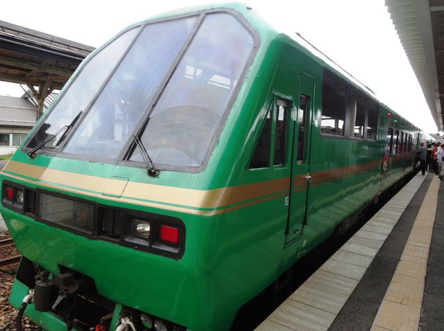臨時列車「米沢散策トレイン」（９月７・８日）
