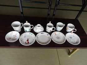 避難者支援・3月定期交流会　～ポーセラーツでマイカップ・マイ茶碗・ケーキ皿作りをしました！～