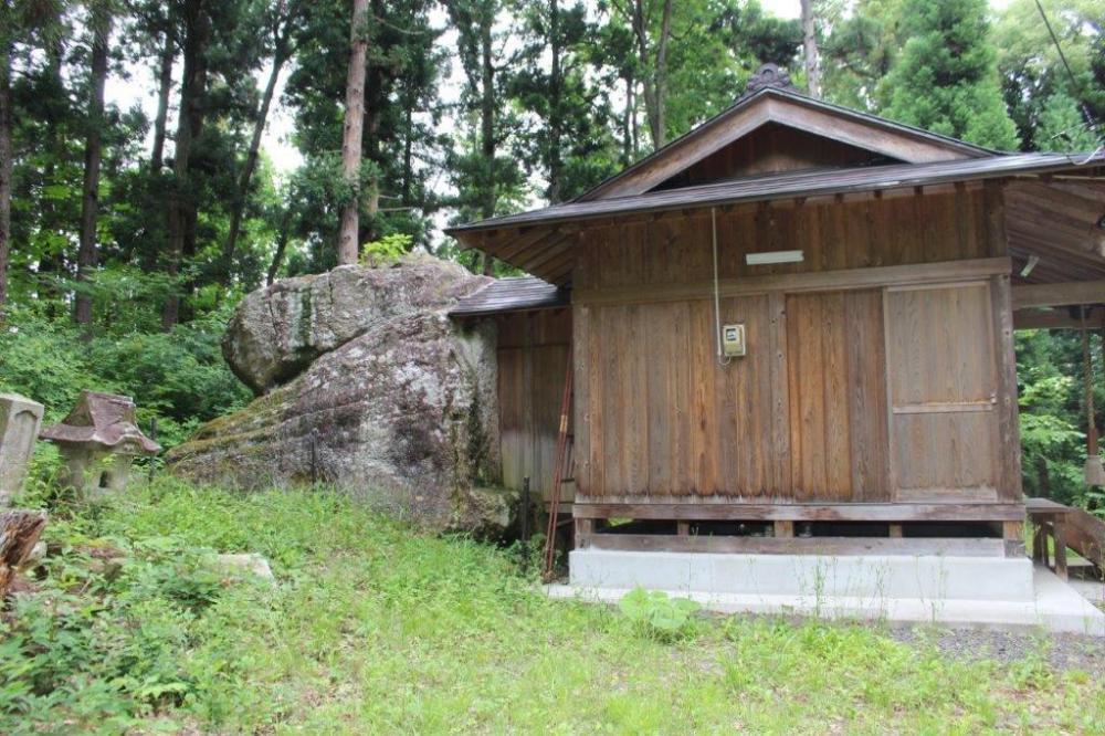 新田の山崎神社