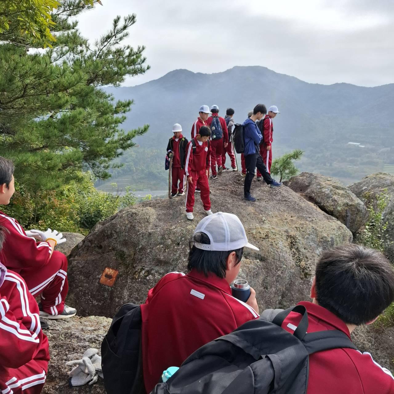 岩部山トレッキング