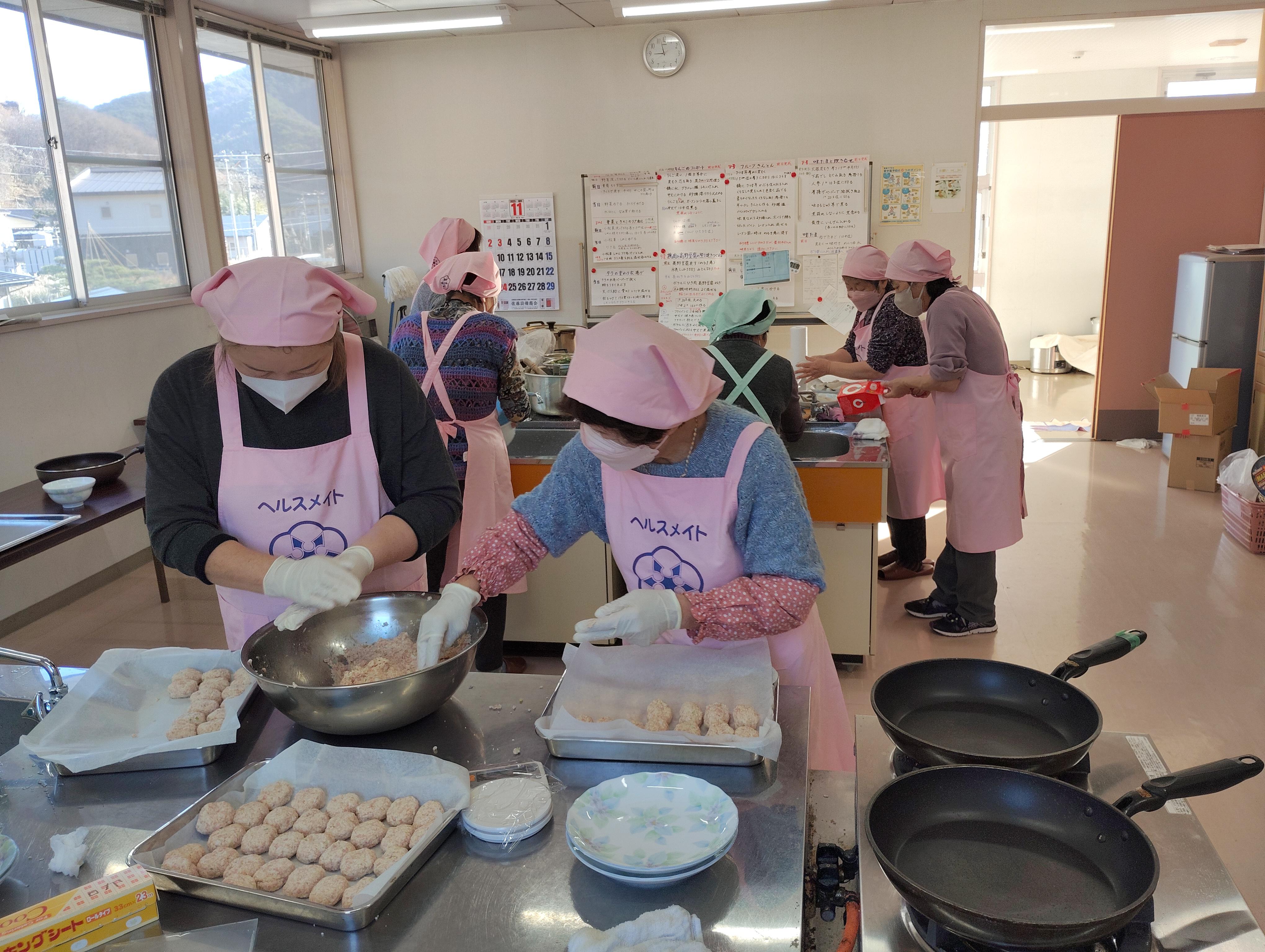 ふれあい給食サービス①